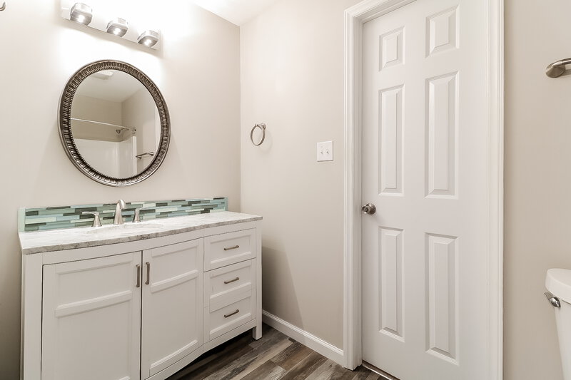1,890/Mo, 1516 Laverton Ct Fuquay Varina, NC 27526 Bathroom View