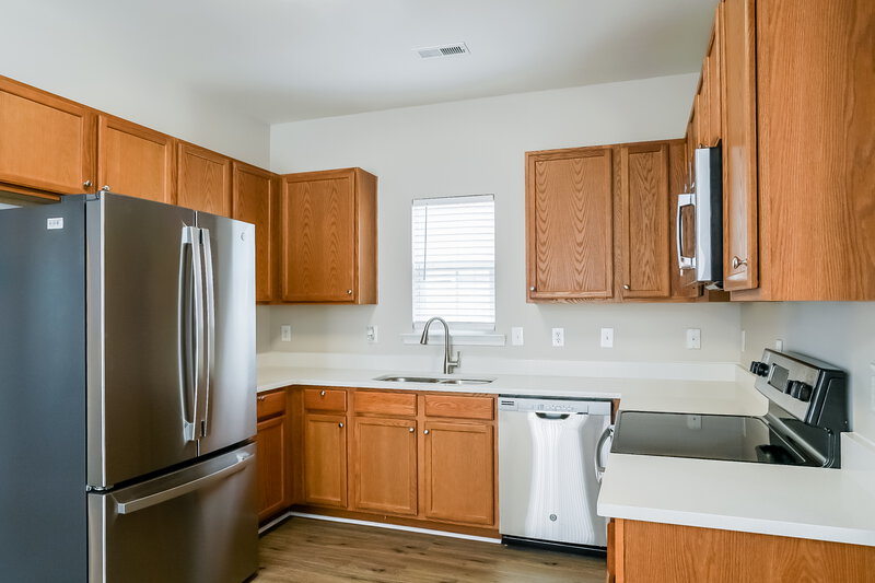 1,755/Mo, 113 Shad Boat Ln Clayton, NC 27520 Kitchen View
