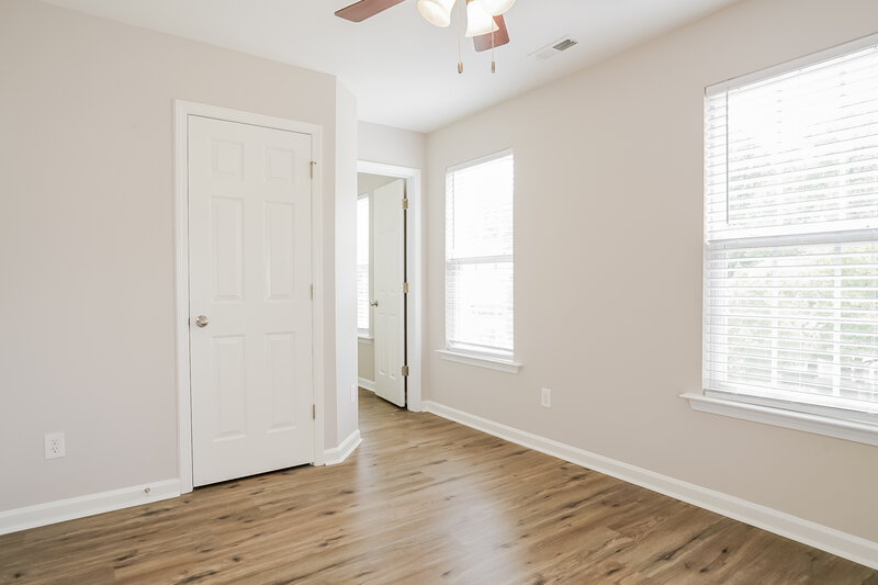 1,755/Mo, 113 Shad Boat Ln Clayton, NC 27520 Bedroom View