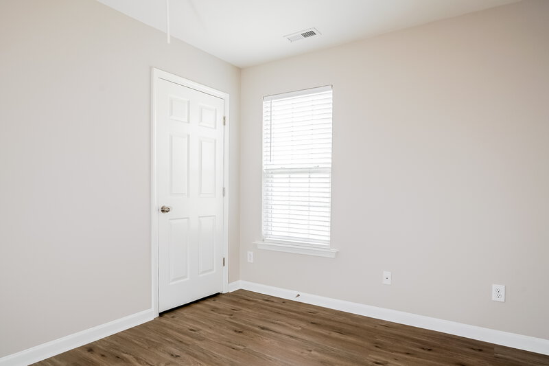 1,755/Mo, 113 Shad Boat Ln Clayton, NC 27520 Bedroom View 2