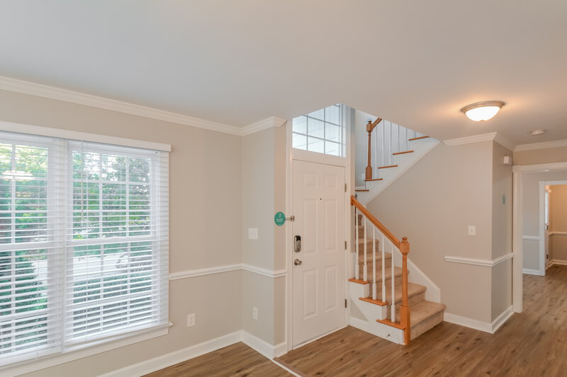 1,990/Mo, 4100 Mangrove Dr Raleigh, NC 27616 Foyer View