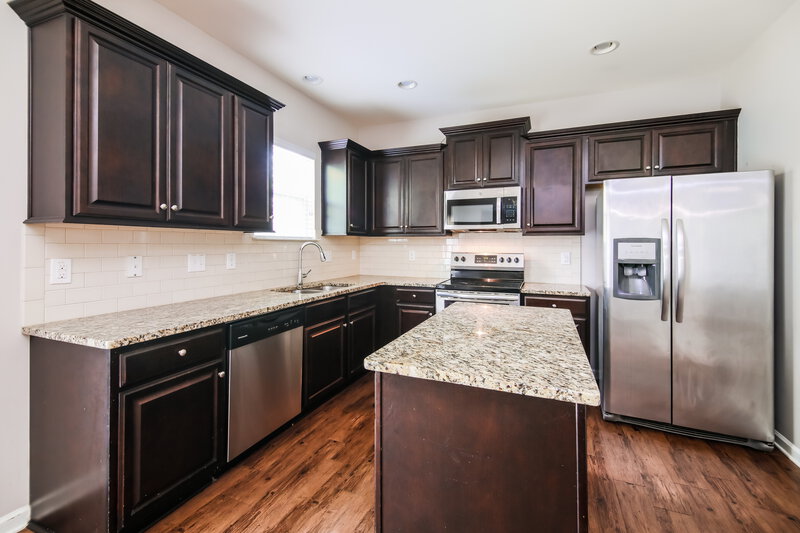 3,900/Mo, 117 Preakness Farm Dr Garner, NC 27529 Kitchen View