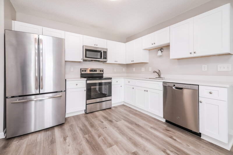 1,975/Mo, 2213 Maybrook Dr Raleigh, NC 27610 Kitchen View