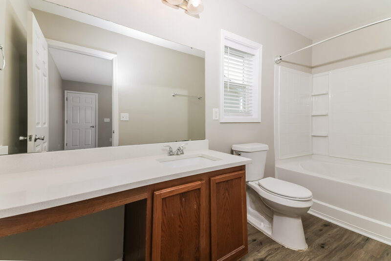1,810/Mo, 177 Norwich Dr Clayton, NC 27520 Main Bathroom View