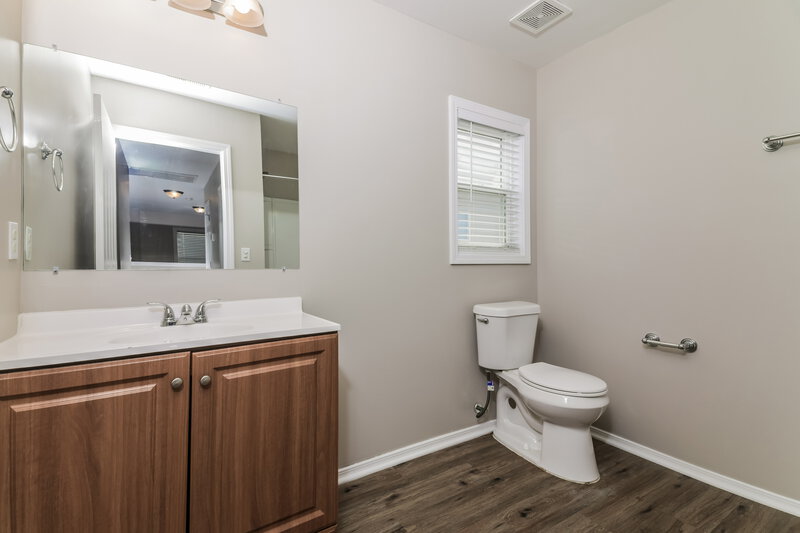 1,810/Mo, 177 Norwich Dr Clayton, NC 27520 Bathroom View