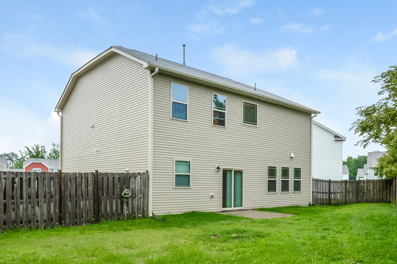 2,025/Mo, 113 Goodsell Ct Fuquay Varina, NC 27526 Rear View