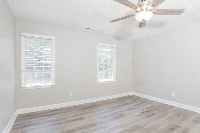 1,940/Mo, 5017 Royal Dornoch Dr Raleigh, NC 27604 Main Bedroom View