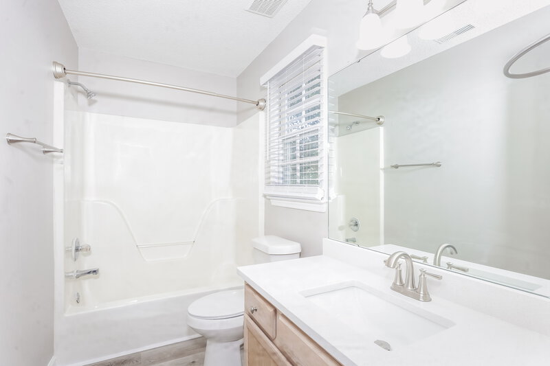 1,940/Mo, 5017 Royal Dornoch Dr Raleigh, NC 27604 Bathroom View