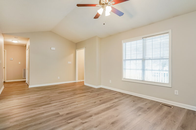 1,680/Mo, 1256 Grovewood Dr Clayton, NC 27520 Living Room View 2