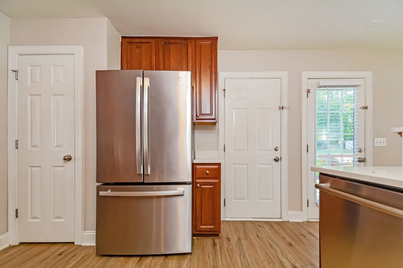 2,345/Mo, 225 Braxcarr St Holly Springs, NC 27540 Kitchen View 2