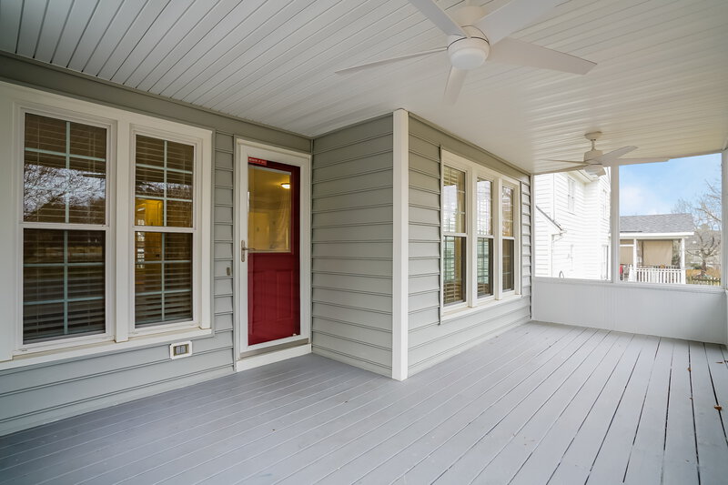 2,470/Mo, 2217 Laurel Valley Way Raleigh, NC 27604 Sun Room View