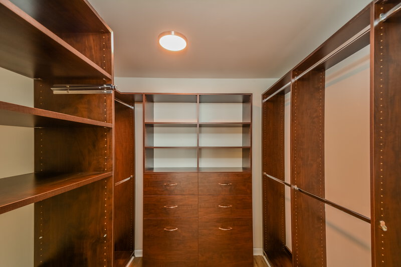 2,330/Mo, 12513 Honeychurch St Raleigh, NC 27614 Amenities View