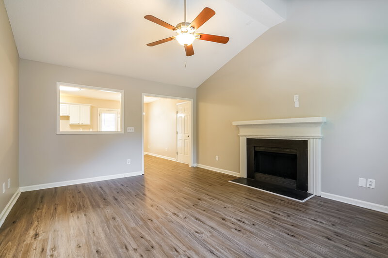 2,160/Mo, 2100 Havering Pl Raleigh, NC 27604 Living Room View