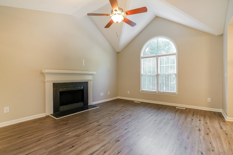 2,160/Mo, 2100 Havering Pl Raleigh, NC 27604 Living Room View 3