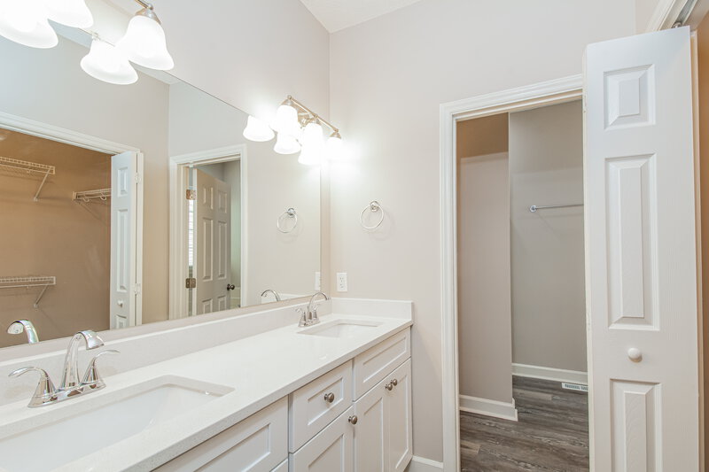 2,395/Mo, 1924 Spanish Bay Ct Raleigh, NC 27604 Main Bathroom View 2