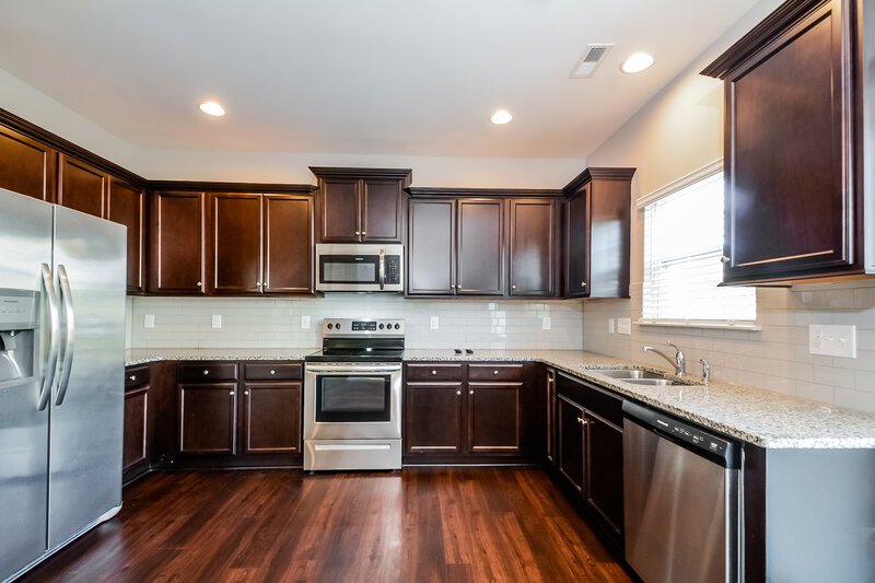 3,060/Mo, 1244 Turkey Trot Rd Wendell, NC 27591 Kitchen View