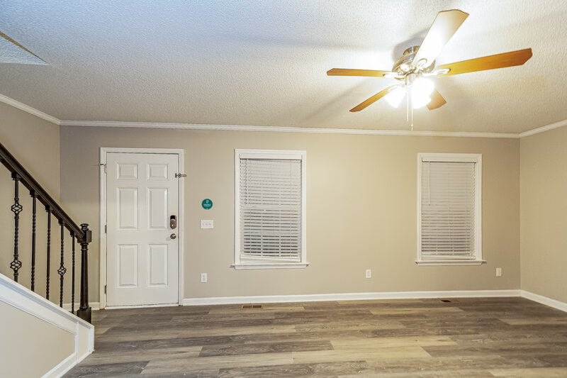 2,570/Mo, 525 Hidden Cellars Dr Holly Springs, NC 27540 Living Room View 2