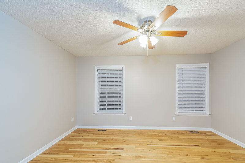 2,570/Mo, 525 Hidden Cellars Dr Holly Springs, NC 27540 Main Bedroom View