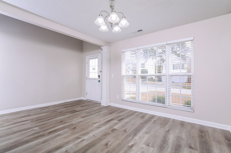 1,950/Mo, 3004 Ranburne Dr Raleigh, NC 27610 Dining Room View