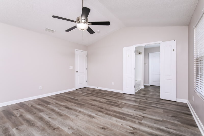 1,950/Mo, 3004 Ranburne Dr Raleigh, NC 27610 Main Bedroom View