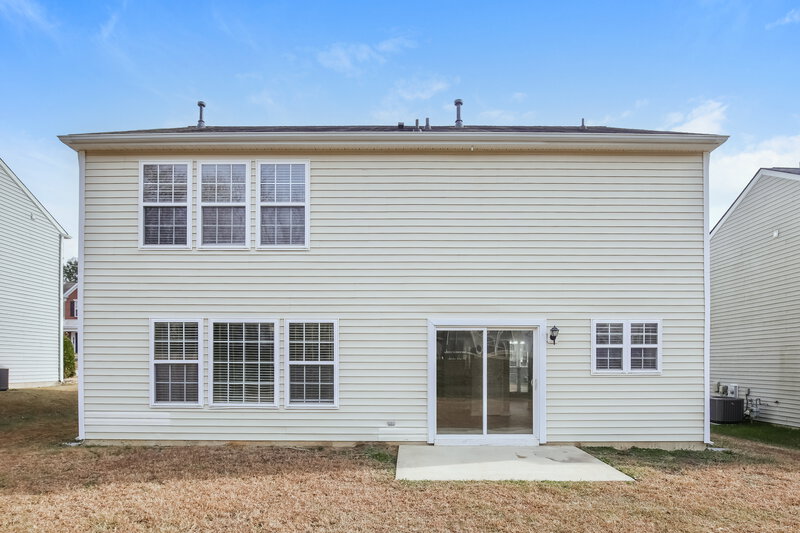 1,950/Mo, 3004 Ranburne Dr Raleigh, NC 27610 Rear View