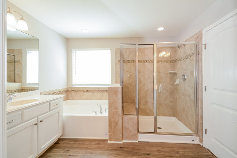3,660/Mo, 121 Switchback Street Knightdale, NC 27545 Main Bathroom View