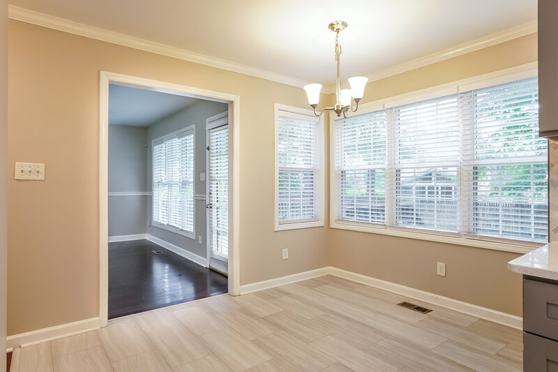 2,300/Mo, 4208 Knightsbridge Way Raleigh, NC 27604 Breakfast Nook View