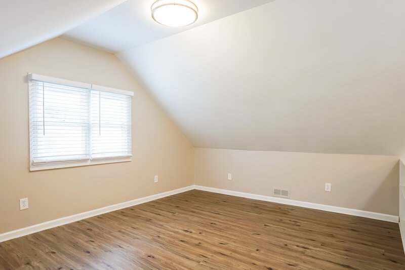 2,300/Mo, 4208 Knightsbridge Way Raleigh, NC 27604 Family Room View