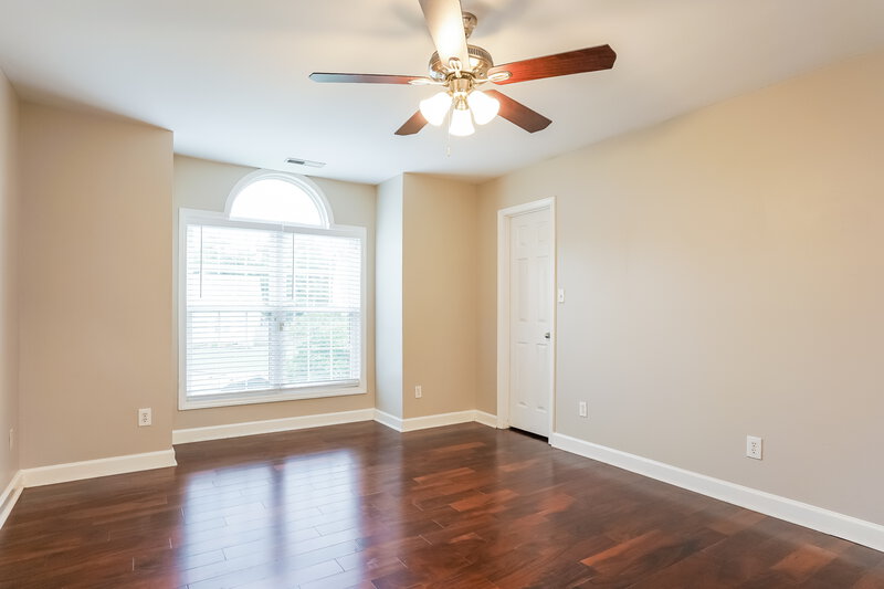2,300/Mo, 4208 Knightsbridge Way Raleigh, NC 27604 Main Bedroom View