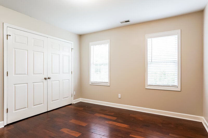 2,300/Mo, 4208 Knightsbridge Way Raleigh, NC 27604 Bedroom View 2