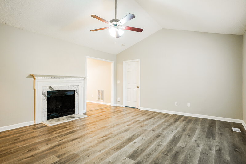 1,735/Mo, 121 Westonridge Run Garner, NC 27529 Living Room View 2