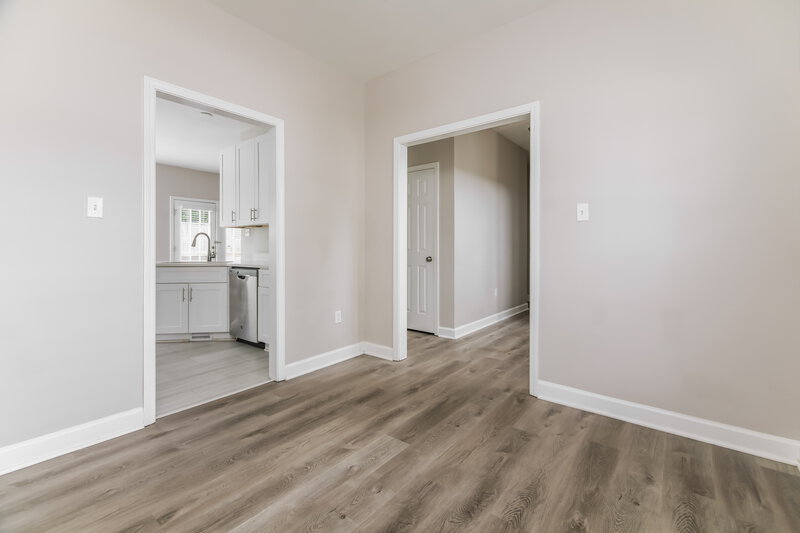 2,295/Mo, 4321 Major Loring Way Raleigh, NC 27616 Sitting Room View