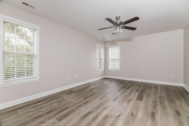 2,295/Mo, 4321 Major Loring Way Raleigh, NC 27616 Main Bedroom View 2