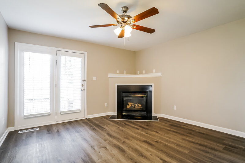 1,695/Mo, 4909 Windblown Ct Raleigh, NC 27616 Living Room View