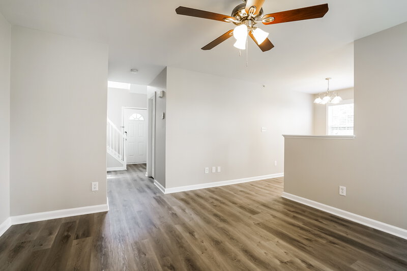 1,695/Mo, 4909 Windblown Ct Raleigh, NC 27616 Living Room View 3