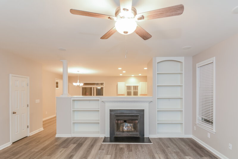 2,250/Mo, 141 Pearson Pl Clayton, NC 27527 Living Room View