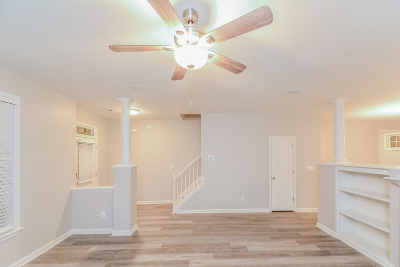 2,250/Mo, 141 Pearson Pl Clayton, NC 27527 Living Room View 2