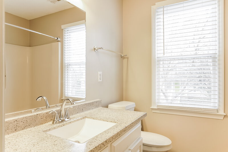 2,215/Mo, 2217 Long and Winding Rd Raleigh, NC 27603 Main Bathroom View