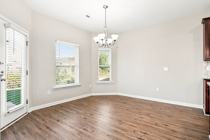 1,880/Mo, 934 Lakemont Dr Clayton, NC 27520 Dining Room View