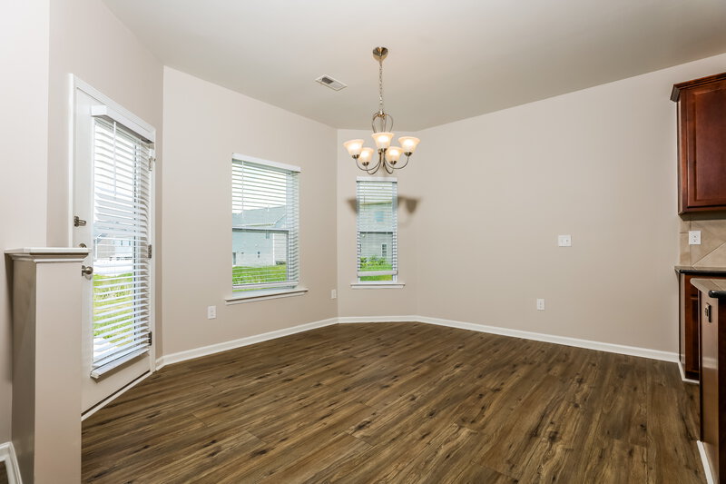 2,075/Mo, 934 Lakemont Dr Clayton, NC 27520 Dining Room View