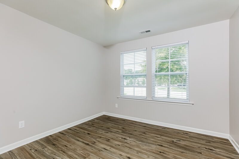 3,550/Mo, 400 Bowling Forest Dr Wake Forest, NC 27587 Bedroom View 3