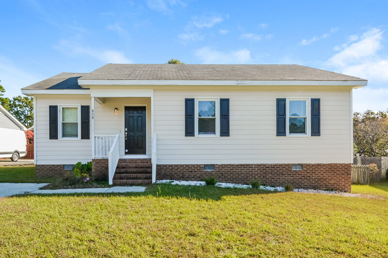 2,290/Mo, 808 Hepplewhite Ct Fuquay Varina, NC 27526 External View