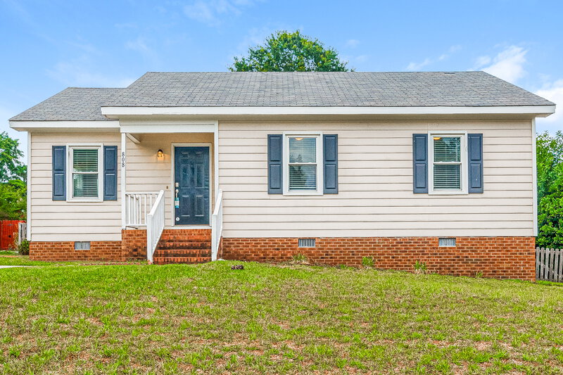1,715/Mo, 808 Hepplewhite Ct Fuquay Varina, NC 27526 External View
