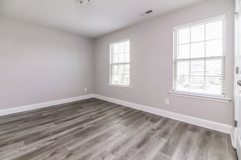 2,340/Mo, 504 Willow Breeze Ct Zebulon, NC 27597 Bedroom View