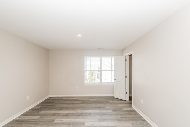 1,865/Mo, 674 River Dell Townes Ave Clayton, NC 27527 Bedroom View 4