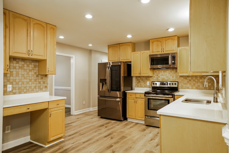 2,950/Mo, 8821 Juaquin Ln Raleigh, NC 27603 Kitchen View 2