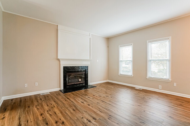 1,805/Mo, 100 Remington Woods Dr Wake Forest, NC 27587 Living Room View