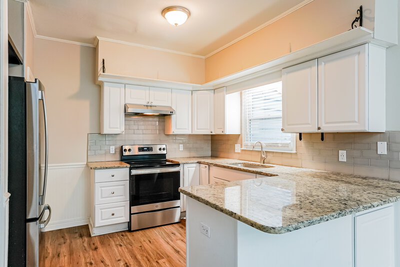 1,805/Mo, 100 Remington Woods Dr Wake Forest, NC 27587 Kitchen View