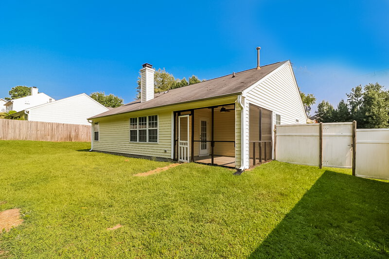 1,885/Mo, 605 Three Meadows Rd Fuquay Varina, NC 27526 Rear View 2