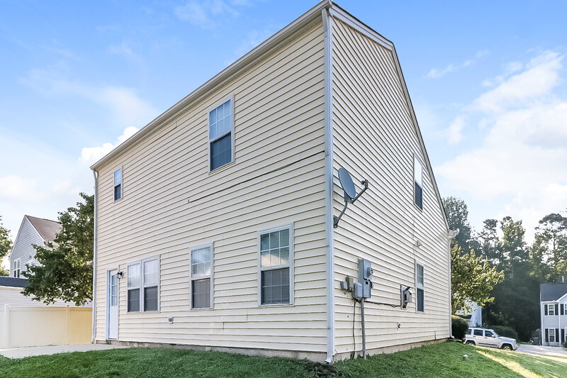 1,815/Mo, 504 Laurens Way Knightdale, NC 27545 Rear View 2